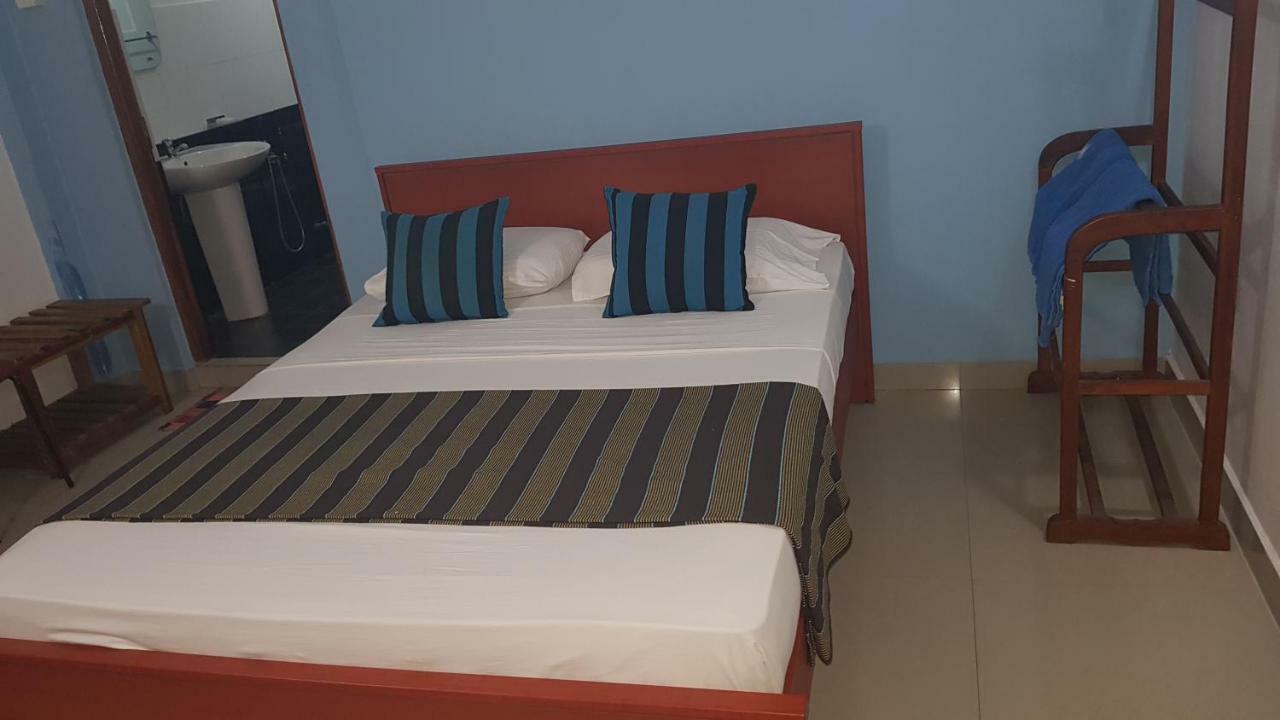 أنرادابورام Margosa Lake Resort المظهر الخارجي الصورة